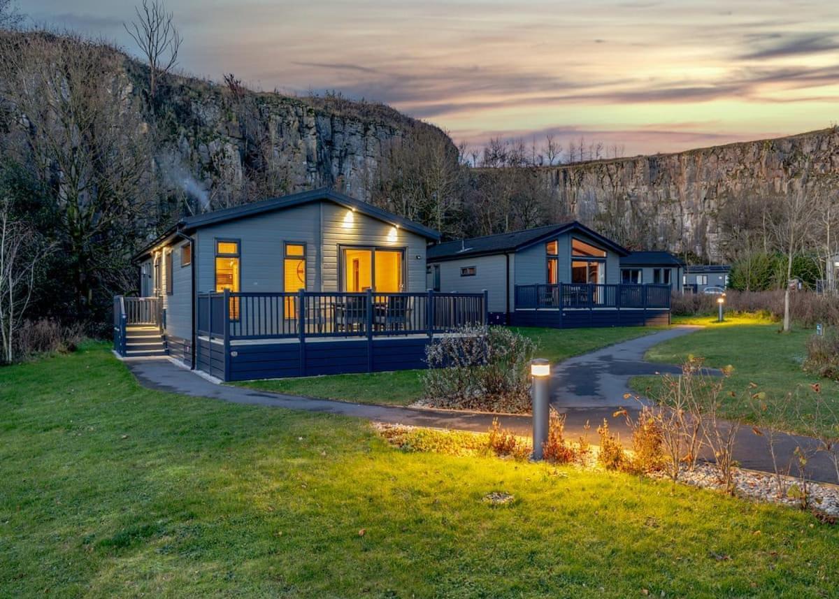 Rivendale Lodge Retreat Ashbourne  Bagian luar foto